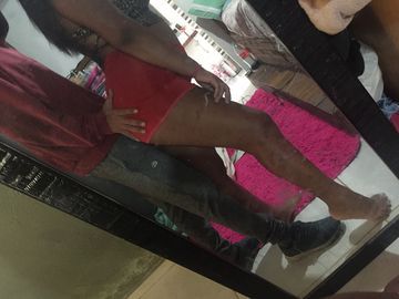 Somos um casal , Vendemos conteúdo adulto . 
Sexo virtual . 
Sexo presencial ela e ele , ou só ela . Cliente arranja o local pois não temos . 
Somos da palhoça mais se deslocamos tranquilo .  Sexo com preservativos . 

Sou morena tatuada peitos grandes e bunda grande , faço anal adoro da uma boa chupada no pau , sou putinha extrovertida gosto muito de fuder , sexo selvagem com muita pegada . 

Ele magro branco pau grande cabeçudo muito gostoso . HÉTERO !! 