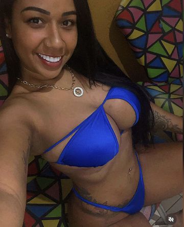 Olá amores! Curta temporada na cidade! Morena, siliconada e simpática para clientes exigentes! 
Possuo local, e atendo com hora marcada!