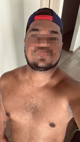 Sou massagista e acompanhante faço beijo grego e beijo francês 
