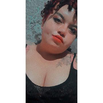 Sou linda cheirosa, simpática e sou gordinha gostosa e bem safadinha venha me conhecer